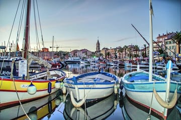 Private Historic Walking Tour in Cannes, France