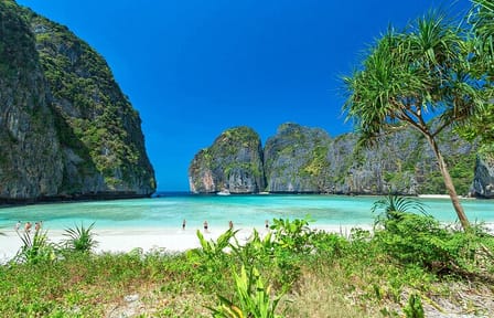 Phuket Island Hopping Tour: Phi Phi and James Bond Islands