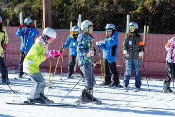 Private Ski Tour to Jisan, Vivaldy or Elysian Ski Resort