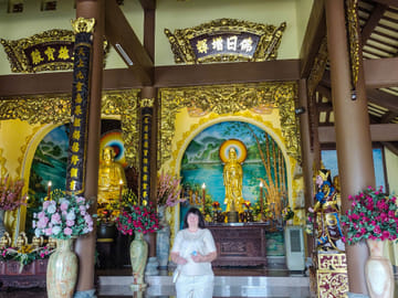 Marble Mountains and Linh Ung Pagoda Half-Day Tour in Da Nang