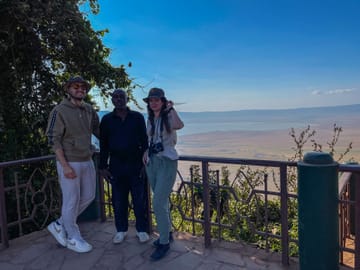 4 Days / 3 Nights – Safari on the Serengeti Plains via Ngorongoro Crater
