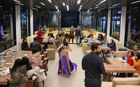 Nile Dinner Cruise with Visit to Khan El Khalili Market