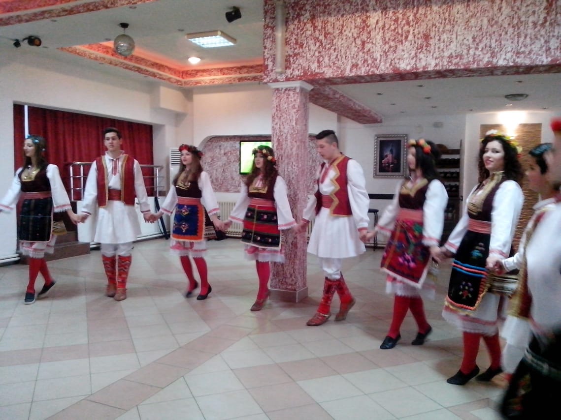 Learn to Dance Bulgarian Folklore 3