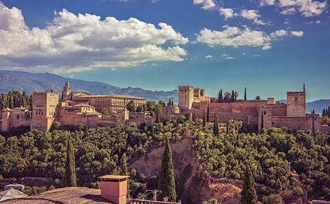 Alhambra Private Tour & Nasrid Palace from Seville with Pickup
