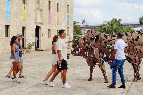Santo Domingo Small Group Walking Tour: Beer and Specialty Coffee