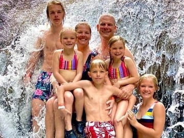 Dunn’s River Falls and Blue Hole Rafting Adventure in Jamaica
