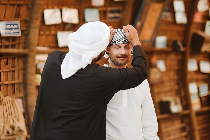 Cairo VIP Night in Giza: Bedouin Dinner, Live Show & Photographer