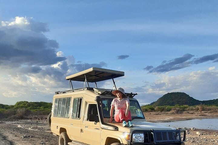 Landcruiser jeep for safari