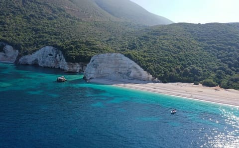 Private Tour of Melissani Cave, Assos & Fteri Beach in Cephalonia