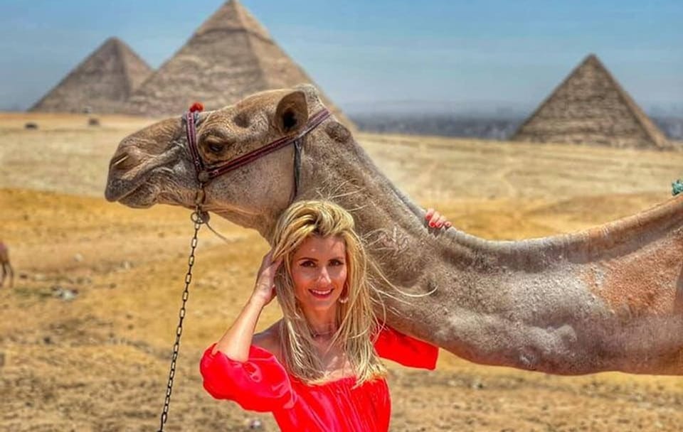 Private Guided Tour of the Egyptian Museum and Giza Pyramids