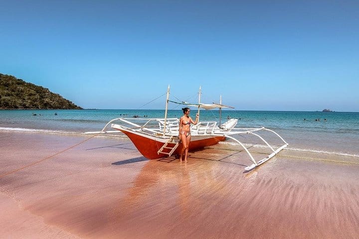 Beach hopping in Puerto Princesa City