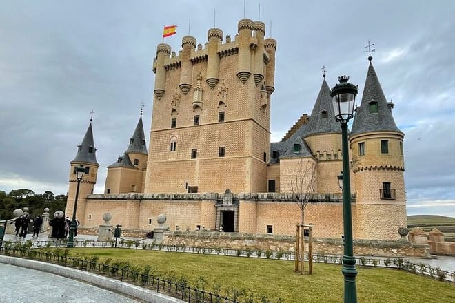 Toledo and Segovia Private Tour with Hotel Pick up from Madrid 7