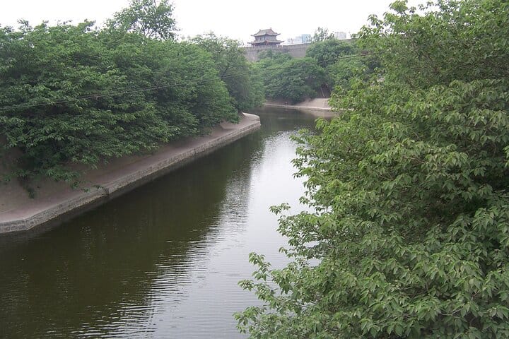 Beijing Forbidden City and Badaling Great Wall private day tour.