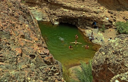 Private 4×4 Desert Drive, Wadi Shawaka Pool Visit with Lunch box