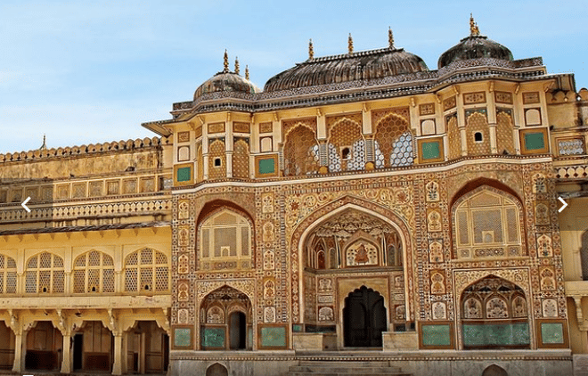 A Experience with Taj Mahal, Fort & Desert 8