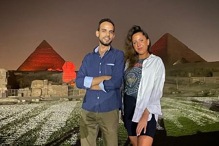 Giza Pyramids Sound and Light Show with Dinner Experience