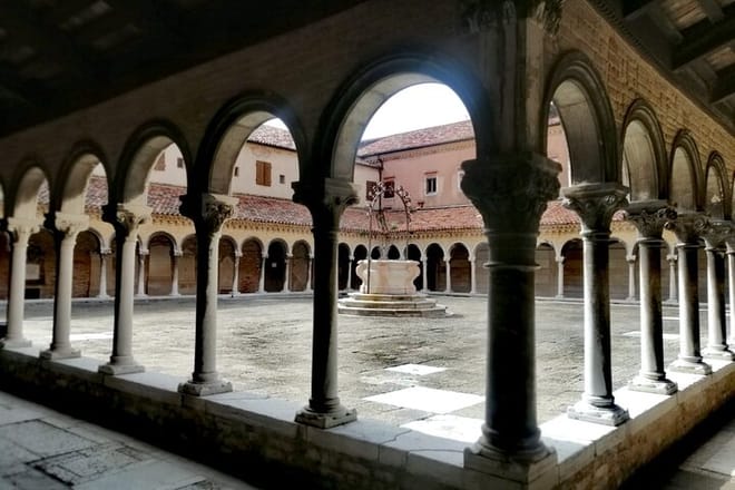 Venice's Cemetery on San Michele Island Tour