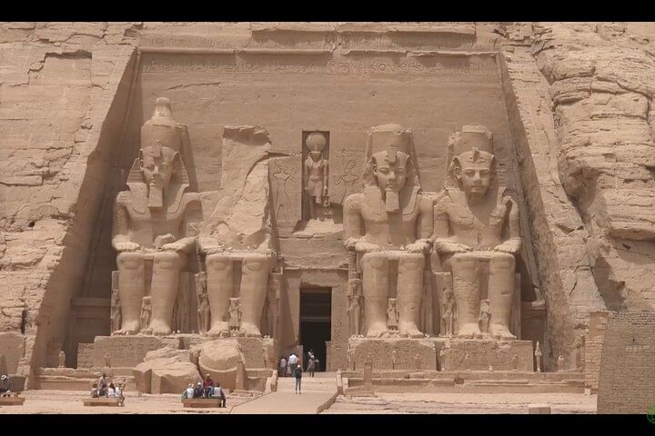 Full-Day Private Tour to Cairo from Hurghada by Bus