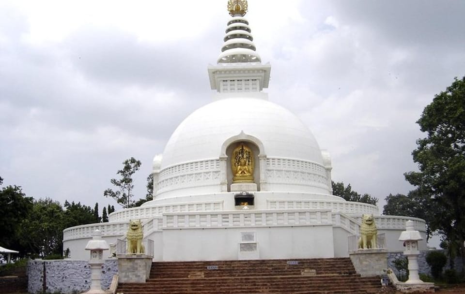 Nalanda and Rajgir Day Trip from Bodhgaya by Minivan