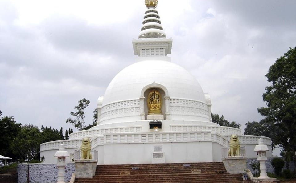 Nalanda and Rajgir Day Trip from Bodhgaya by Minivan