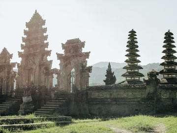 Borobudur – Prambanan Private Tour