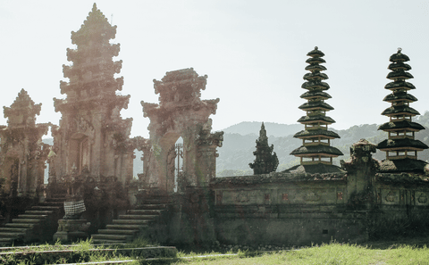 Nature Retreat and Adventure Tour at Tamblingan Lake, Bali