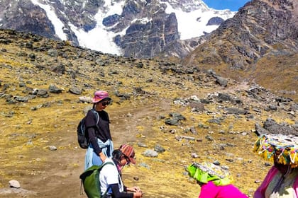 Cus-14 : Ausangate’s Hike – Seven Glacial Lakes – Full Day