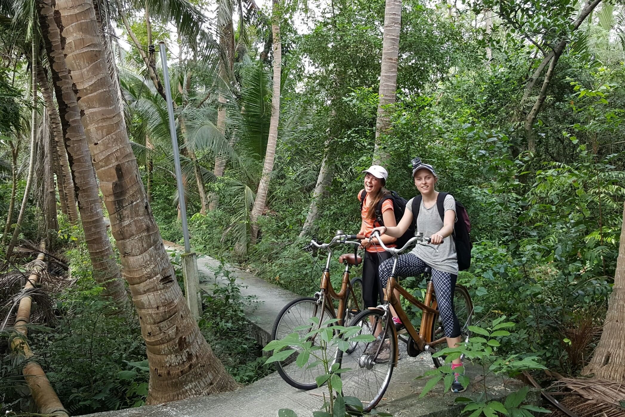 We only ride in small groups so everyone will enjoy our tour.