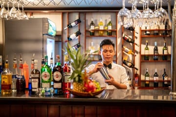 Swan Cruises: 2 Days Explore Bai Tu Long Bay (Less Tourist Area)