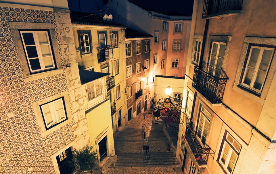 Private Night Tour of Lisbon's Landmarks and Culture