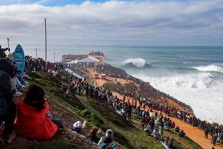 NAZARÉ Big Waves Experience + OBIDOS – Private Tour from Porto