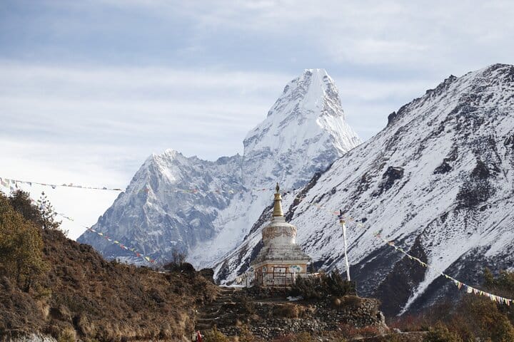 Everest Base Camp Trek: A Lifetime Adventure in Himalayas