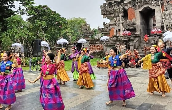 Bogor Botanical Garden, City and Miniature Park in Heritage