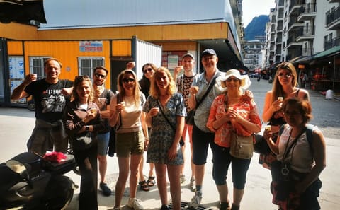 Yangshuo Cooking Class with Local Market Experience