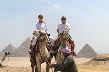Cairo Layover Tour: Giza Pyramids, Sphinx & Coptic Cairo