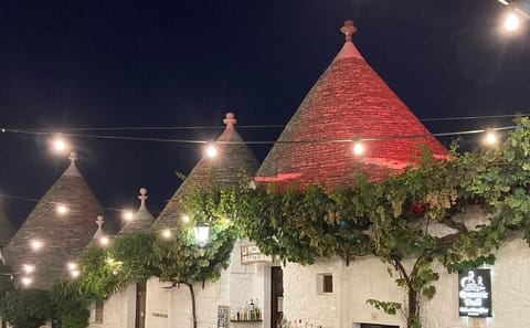 Day Tour from Naples to Alberobello and Matera