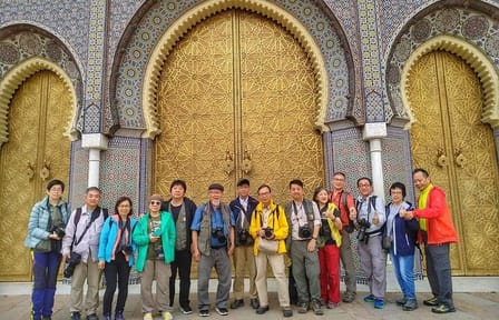 Fes Guided Tour with Lunch and Transfer to Casablanca