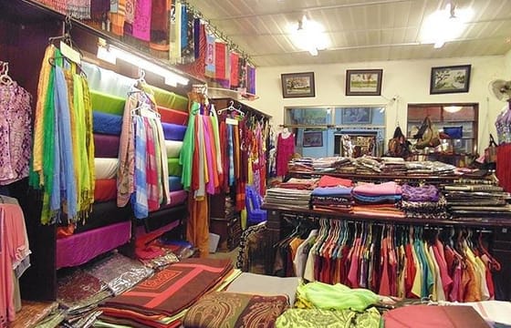 Half-day Silk Weaving Journey In Van Phuc