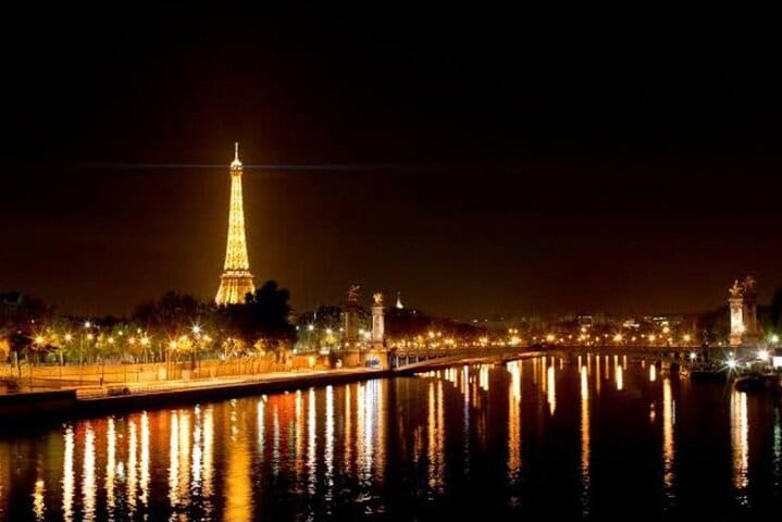 Private Night Tour in Paris with Hotel pickup  2