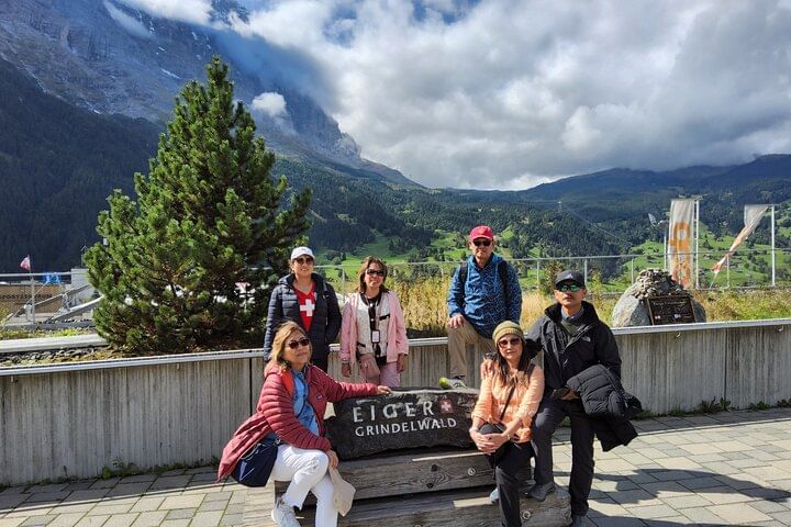 4 Days Swiss Alps Tour Zermatt, Jungfrau Region and Hidden Gems