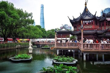 Private Tour of Historic and Modern Landmarks in Shanghai