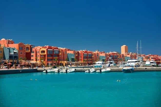 Hurghada City Tour and Handicrafts Shop With transfer - Hurghada