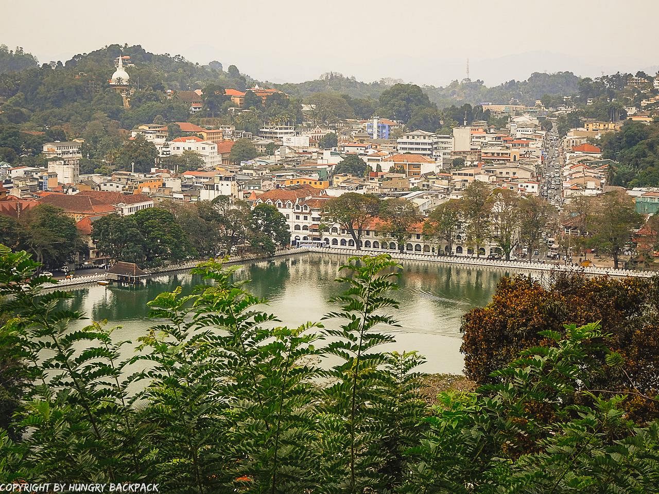 Kandy Highlights: Scenic Lake, Tea Estates & Cultural Experiences Tour