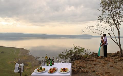 Day Trip to Lake Nakuru National Park from Nairobi