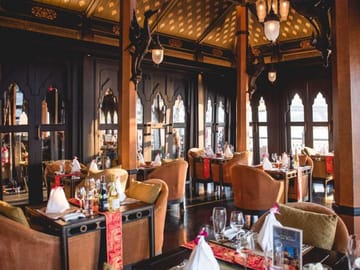 Apsara Fine Dining Cruise: Gourmet Dining on the Water