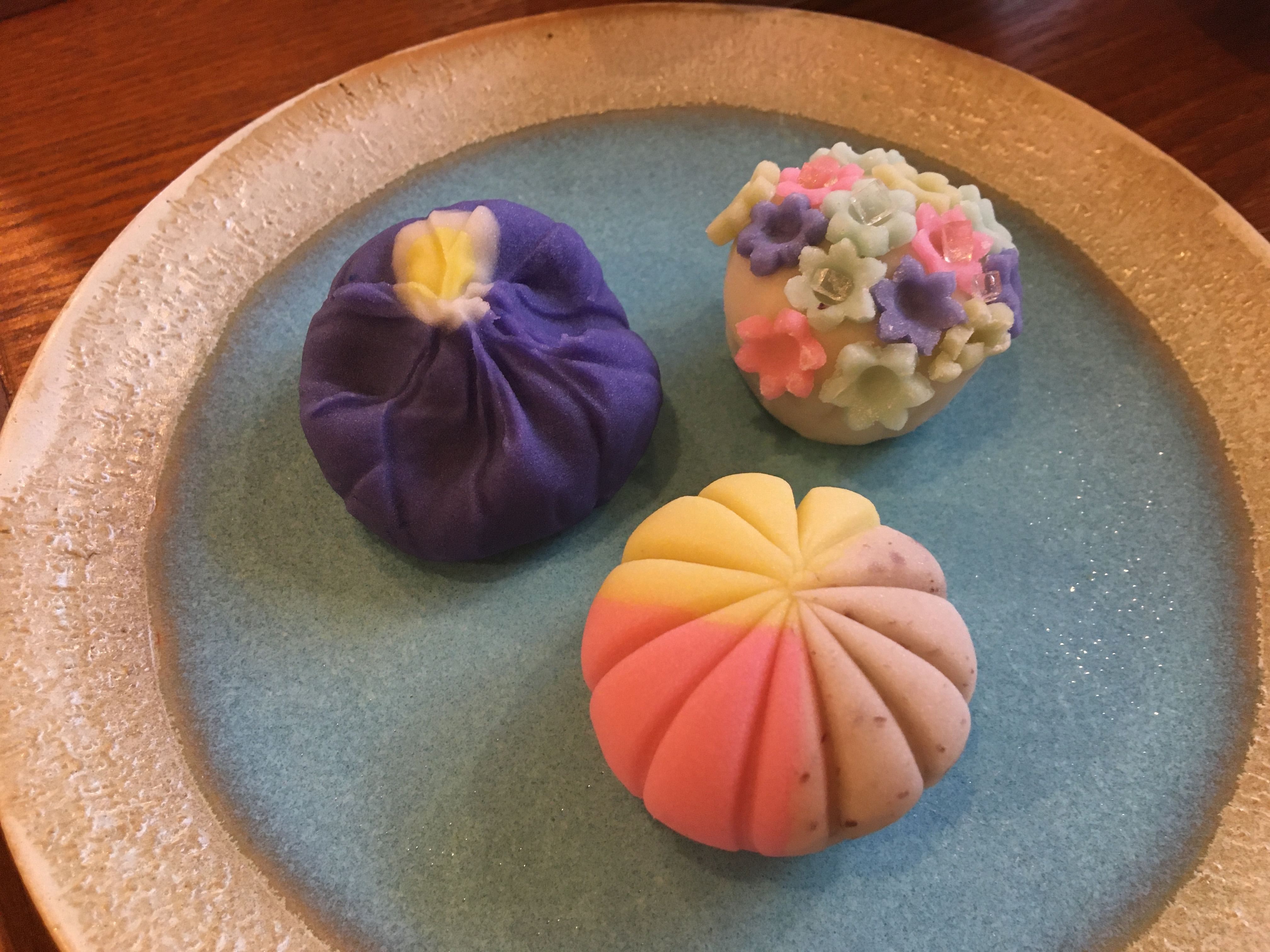 Ginza Man'nendo Wagashi Workshop with Master Yoshi