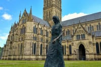 Salisbury Private Walking Tour with a Professional Guide 1