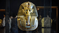 Full Day: Cairo by Plane Pyramids, Egyptian Museum, Old Bazaar from Hurghada 5