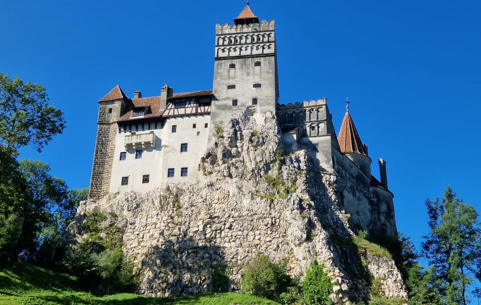 Explore Bran Castle and Rasnov Fortress from Brașov