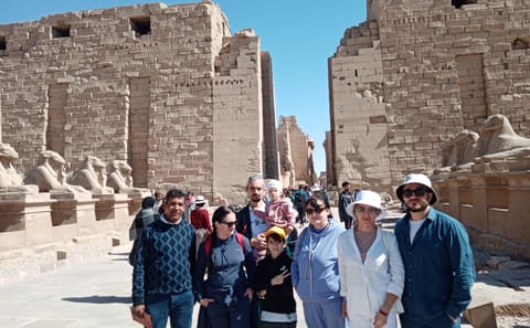 Luxor VIP Erlebnis – Exklusive Luxus-Ganztagestour ab Hurghada